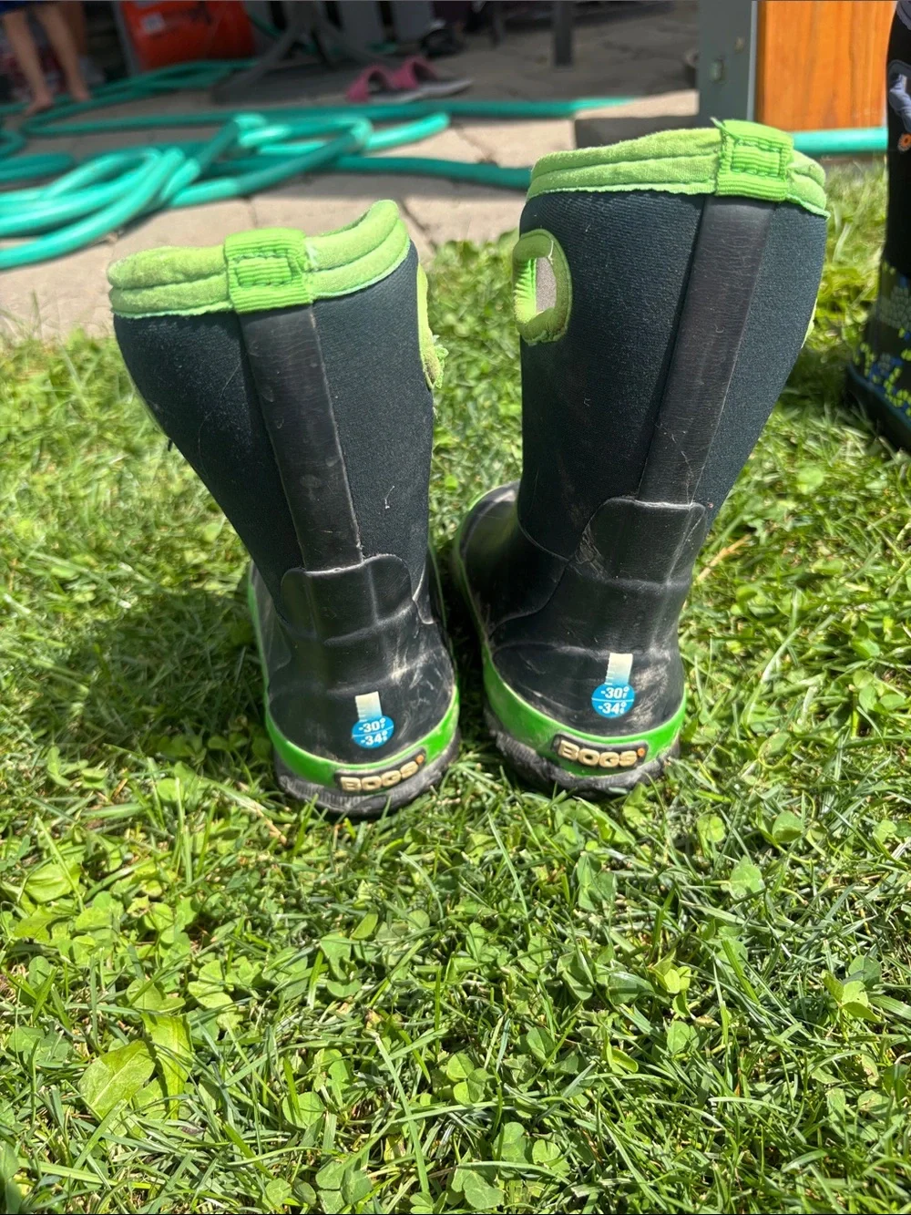 Bogs Kids Rain Boots in Black and Bright Green